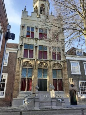 stadhuis-tholen-15e-eeuw.jpg