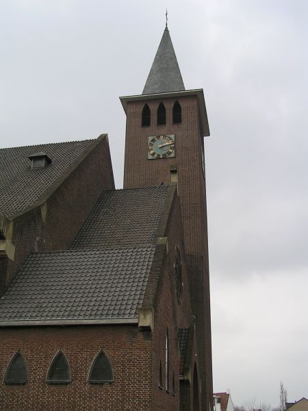 Bestand:Sint-Lambertuskerk, Blerick (NL).jpg