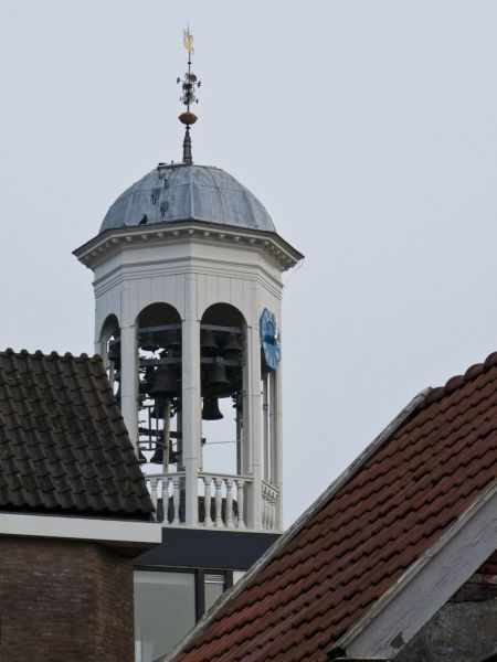 Bestand:carillondokkum1.jpg